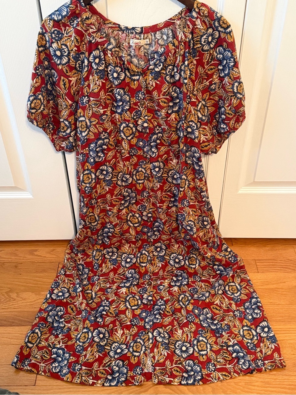 Faherty Carmel Linen Dress in Floral - Picture 2 of 4